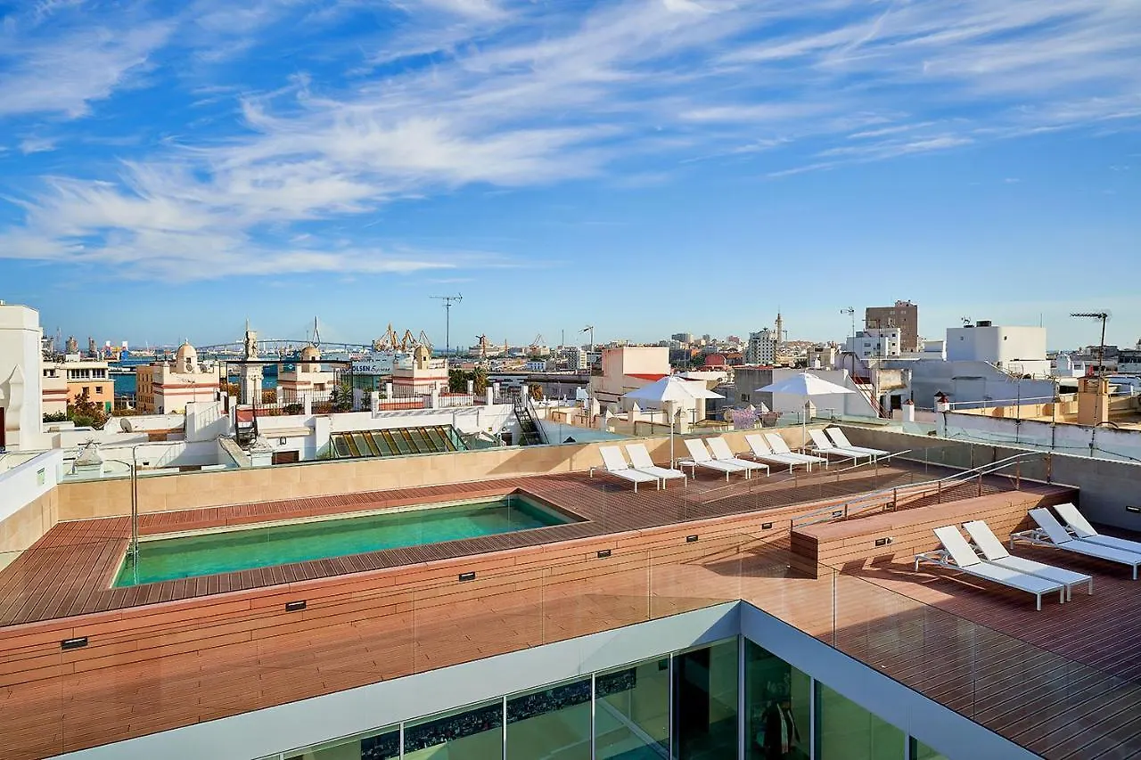 Apartamento Tandem Torres de Cádiz Suites Espanha