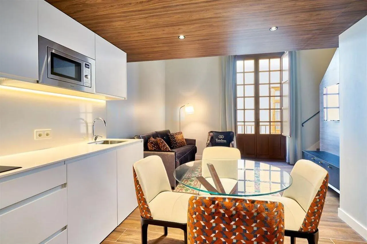 Tandem Torres de Cádiz Suites