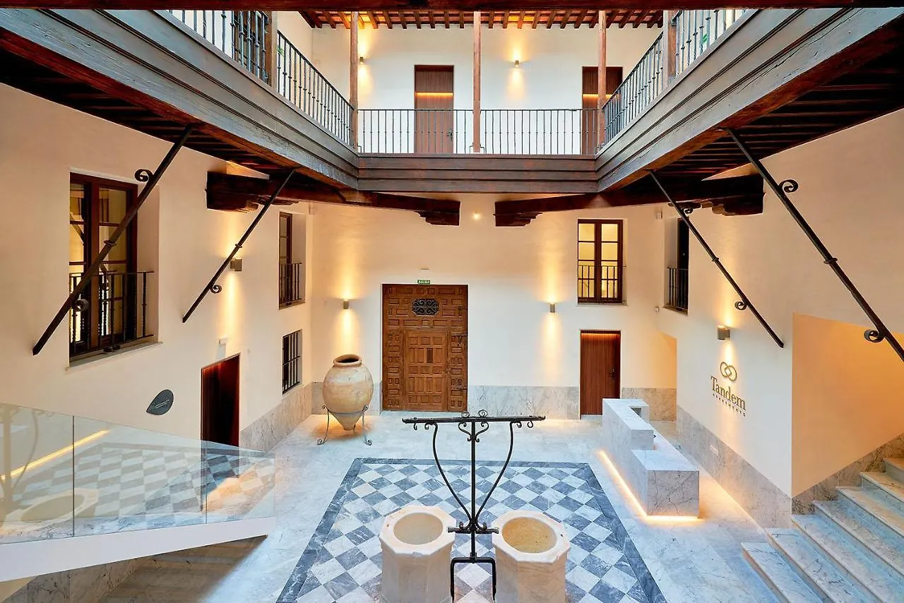 Tandem Torres de Cádiz Suites