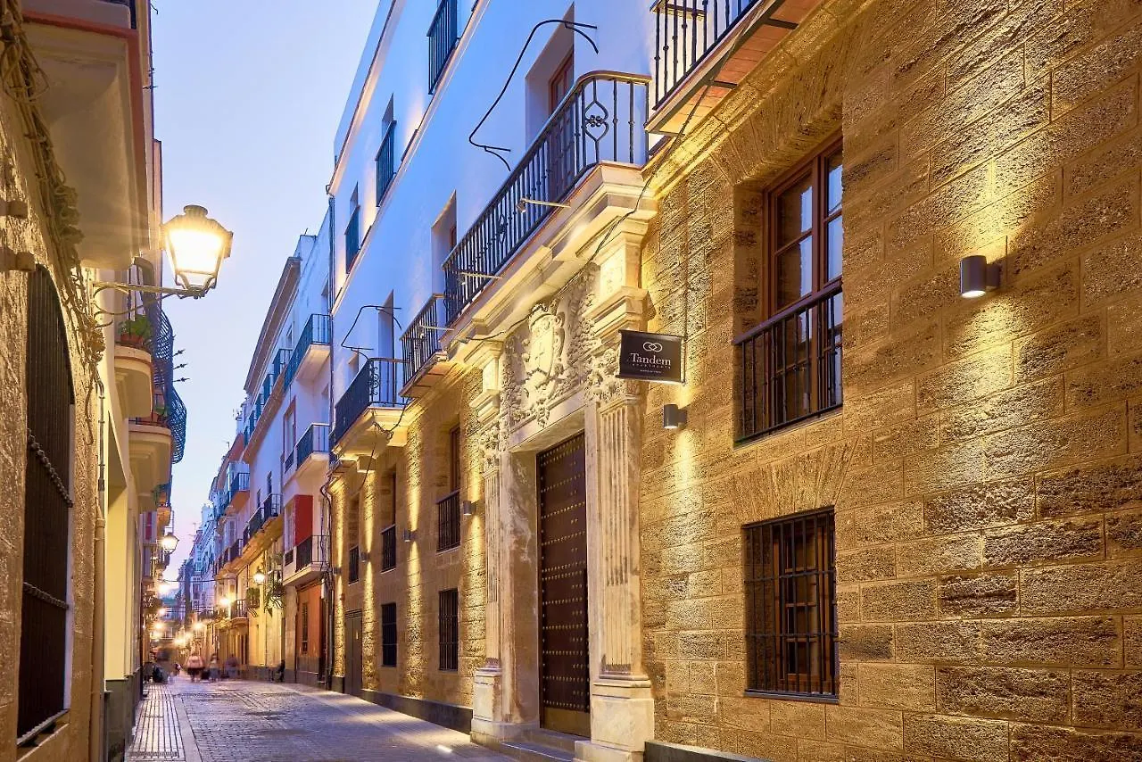 Tandem Torres de Cádiz Suites 0*,