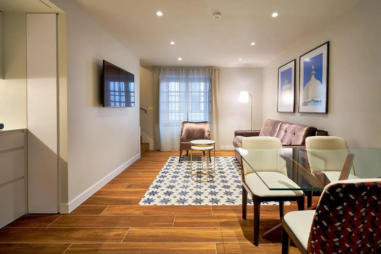 דירה Tandem Torres De Cadiz Suites